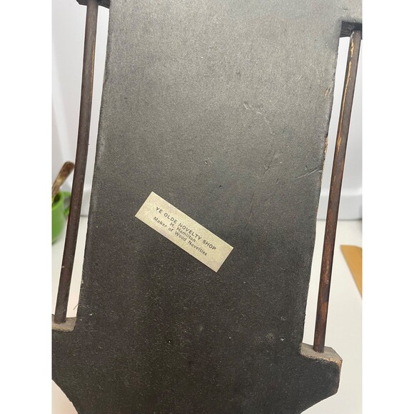 Vintage Enesco Kitchen Prayer Lady Mother ON WOODEN WALL BRACKETS - Picture 8 of 11